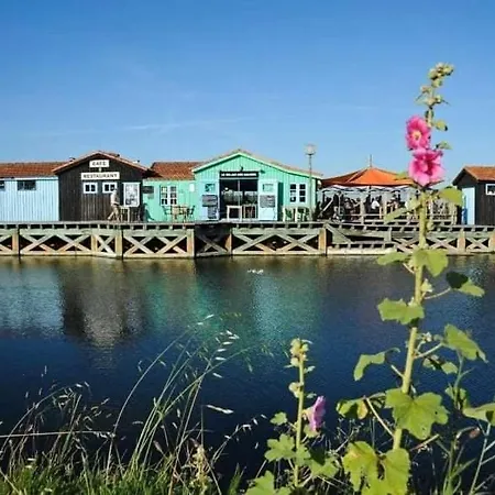 Ocean Campagne Liberte Bed & Breakfast Aigrefeuille-dʼAunis